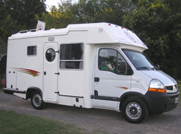 Iguazú 4x2: Renault Master 2.5 TDI
