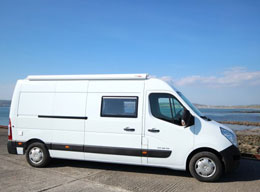 2-berth deluxe camper: Renault Master 2.5 dci 125