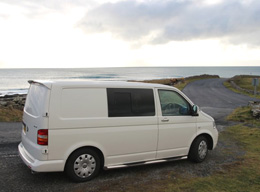 2-berth campervan: VW T5 low roof 1.9 Tdi